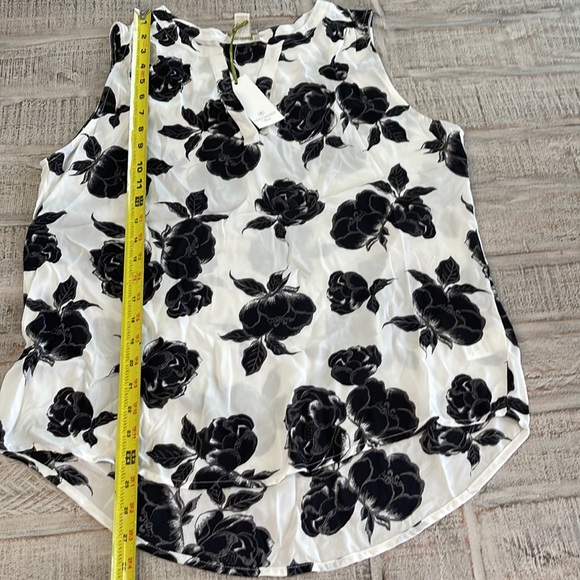 Saint Tropez West Top - Picture 4 of 4